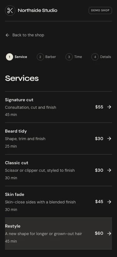 CalendarCut booking in dark mode with sample data